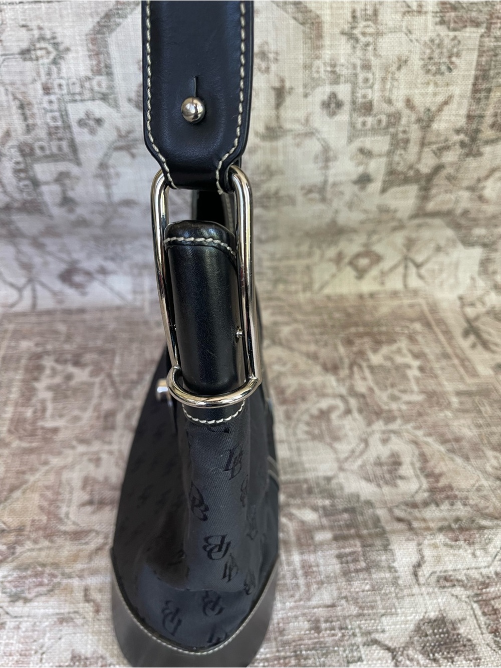 Dooney & Bourke Black Crescent Logo Hobo Y2K Shoulder Bag - Picture 10 of 11